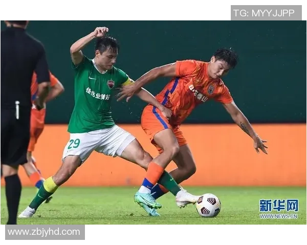 南京足球队与广州足球队赛后复盘团队协作的成功与不足分析